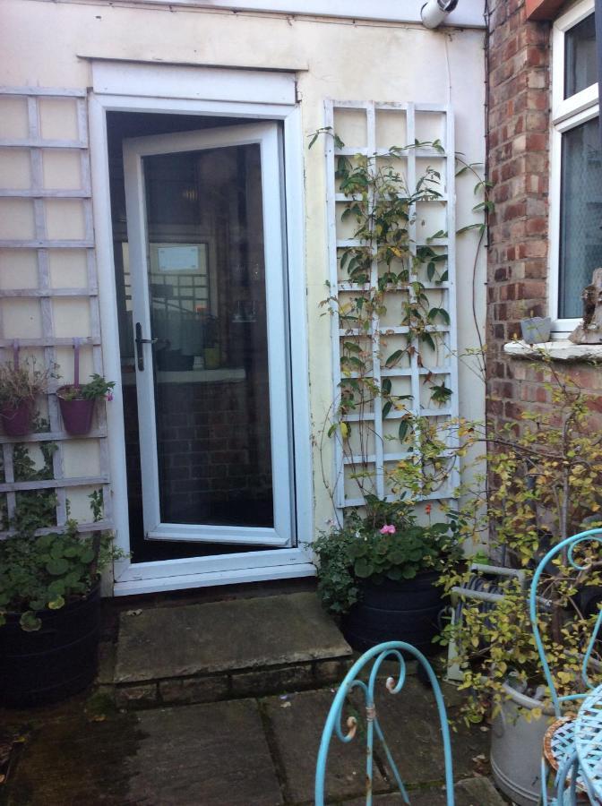 Dunsandles Guesthouse Wallasey Ngoại thất bức ảnh